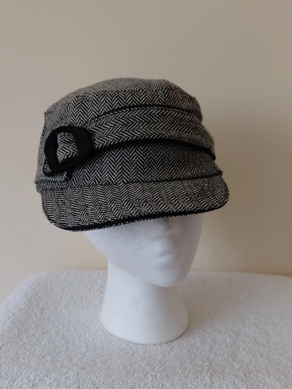 Gray Herringbone Cadet Cap with Decorative Buckle - Unbranded